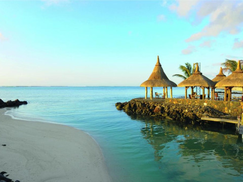 Paradis Beachcomber Golf Resort and Spa
