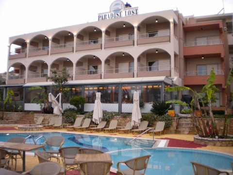 Paradise Lost Hotel-Apartments