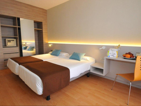 PARADISE PARK FUN LIFESTYLE HOTEL