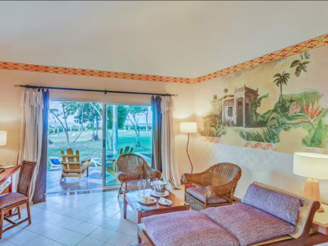 Paradisus Rio de Oro
