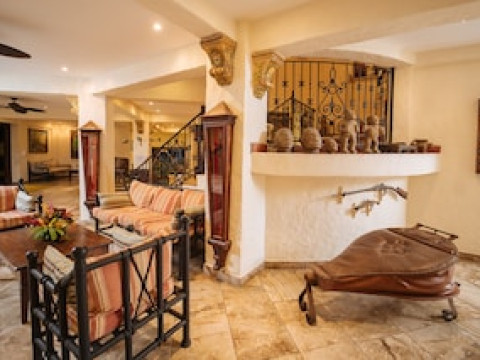 PARADOR