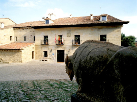 Parador De Santillana Gil Blas