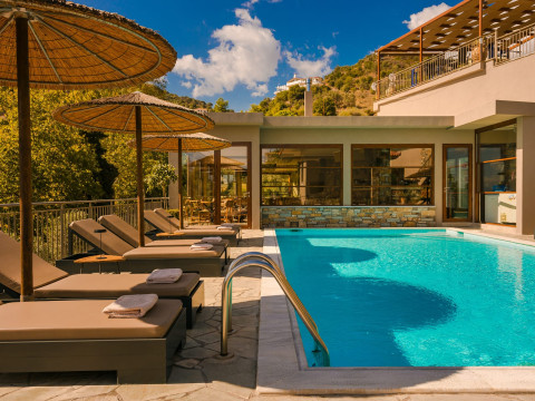 PARAMITHENIO VILLAGE BEACH RESORT