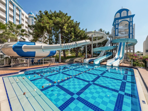 Rubi Platinum SPA Resort and Suites