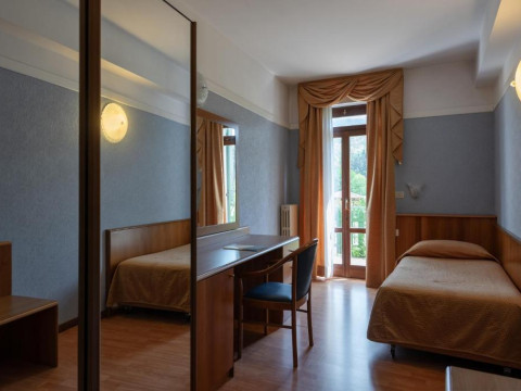 Park Hotel Jolanda