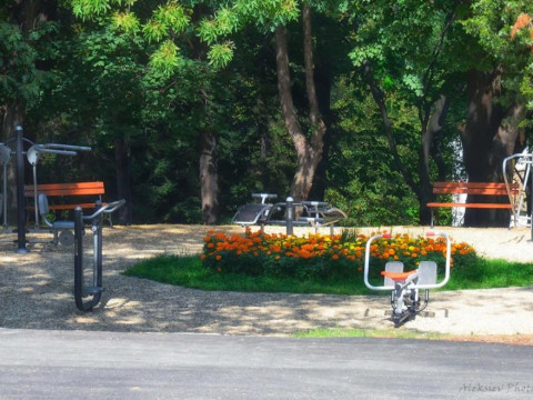 PARK HOTEL RAYA GARDEN