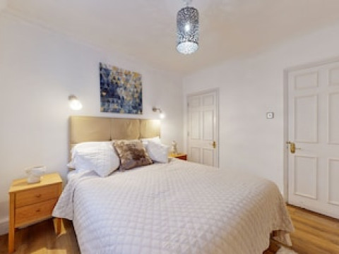 PARK LANE APARTMENTS - CLARGES STREET