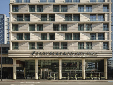 Park Plaza County Hall London