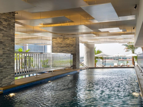 PARK REGIS BUSINESS BAY