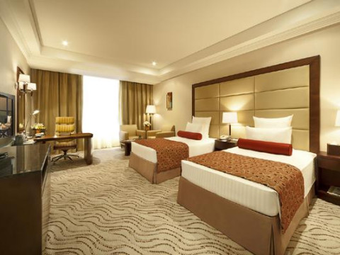 PARK REGIS KRIS KIN HOTEL