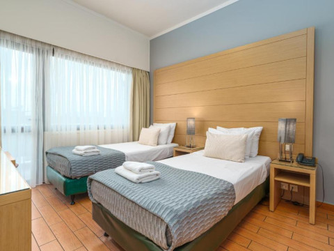 Parnon Hotel