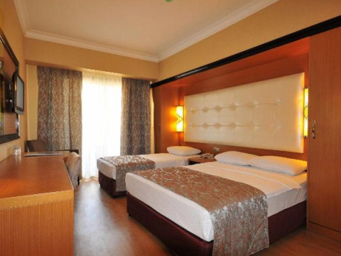 Pasa Beach Hotel