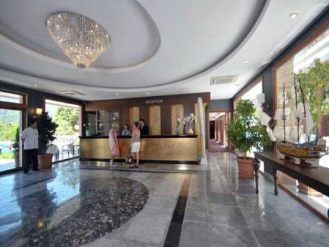 HOTEL PARADISO