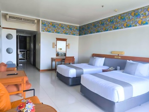 PATTAYA PARK BEACH RESORT