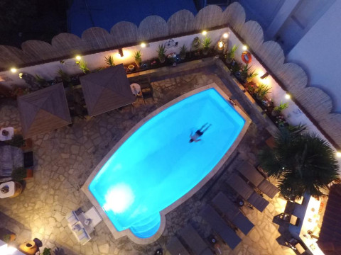 Pavlidis Hotel