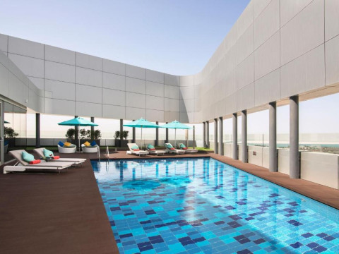 Hotel Pearl Rotana Capital Centre