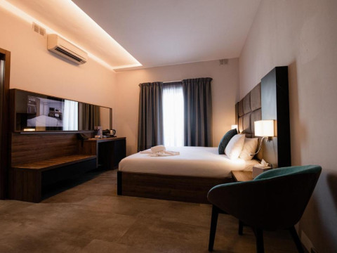 Pebbles Resort Hotel