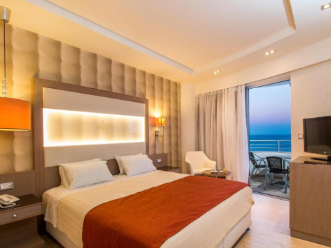 Pegasos Deluxe Beach Hotel