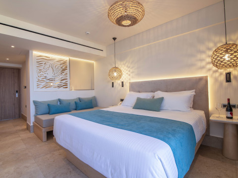 PEGASOS DELUXE BEACH HOTEL