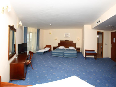 PELIKAN HOTEL