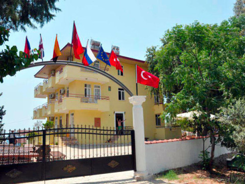 PELIN BEACH HOTEL