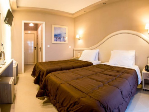 Penelope Hotel & Studio