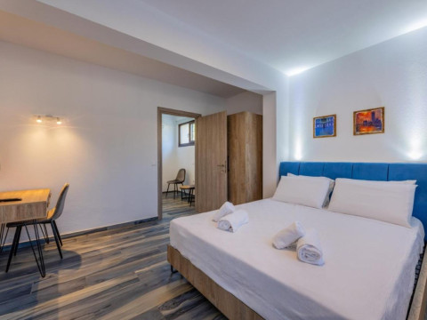 Penelope Luxury Suites
