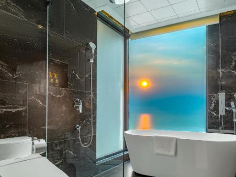 Peninsula Hotel Danang