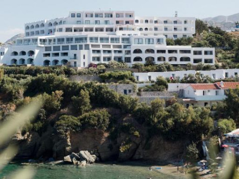 Peninsula Resort & Spa