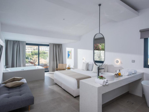 Peninsula Resort & Spa