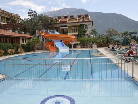 PERDIKIA HILL FAMILY RESORT 