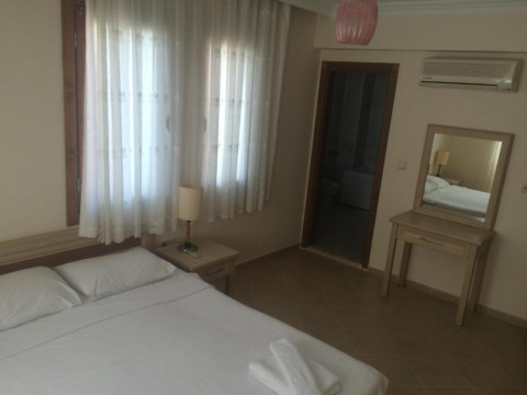 PERDIKIA HILL FAMILY RESORT 