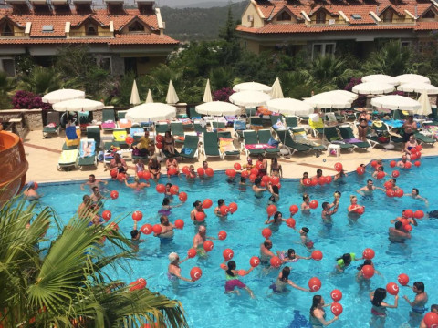 PERDIKIA HILL FAMILY RESORT 