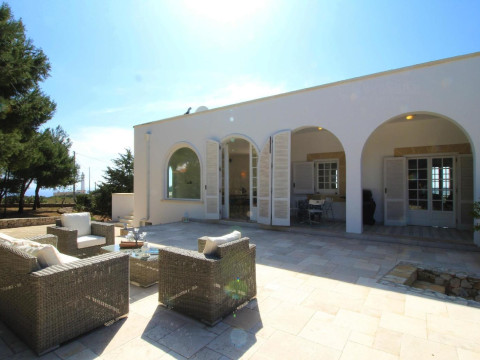 Perla Bianca Luxe Villa