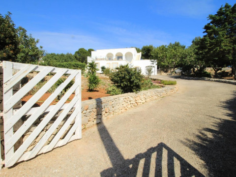 Perla Bianca Luxe Villa