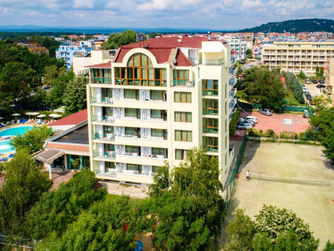 PERLA PLAZA