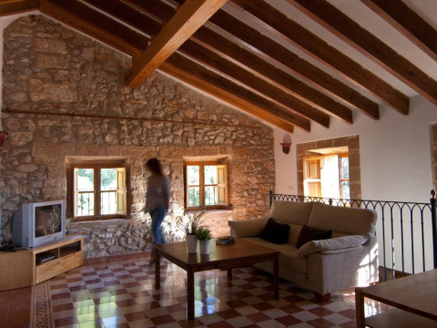 Petit Hotel Hostatgeria La Victoria