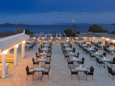 PETUNYA BEACH RESORT