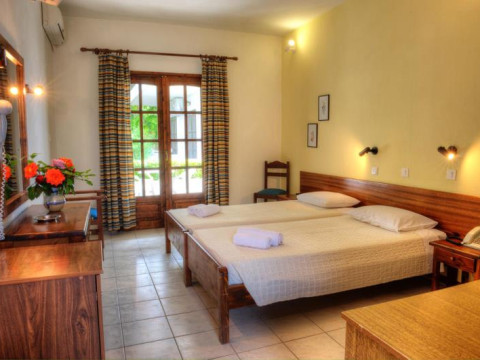 Philoxenia Hotel