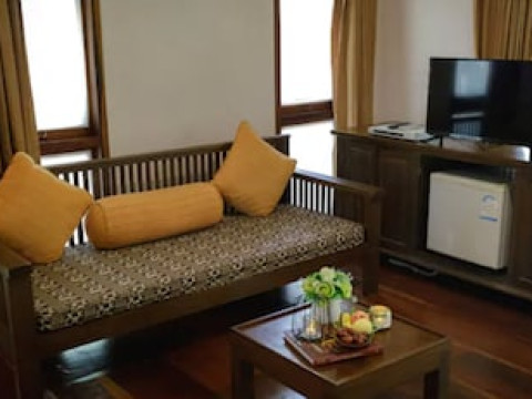 PHOWADOL RESORT AND SPA (SHA)