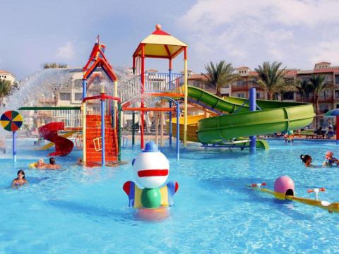 Al Hamra Palace Beach Resort