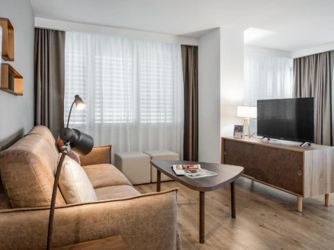 Pierre & Vacances Apartamentos Edificio Eurobuilding 2