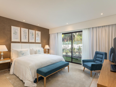Pine Cliffs Resort
