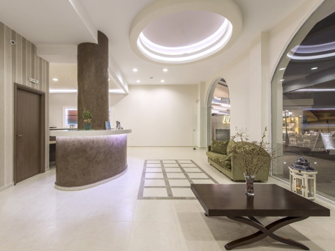 Pirofani Hotel