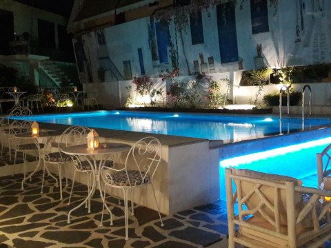 Pirofani Hotel