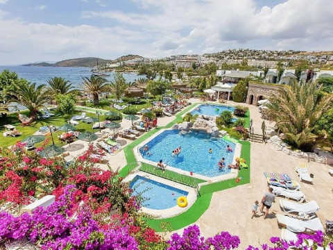 ROYAL ASARLIK BEACH