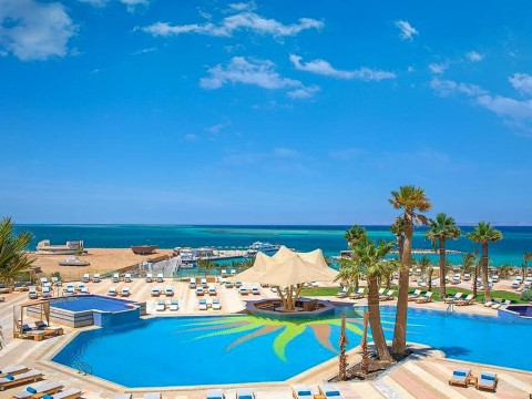 Hilton Plaza Hotel