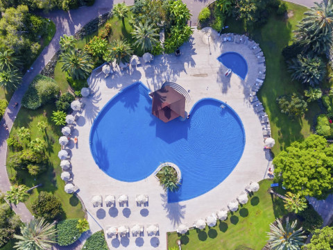 Starlight Resort Hotel