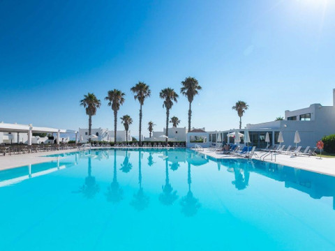 Aeolos Beach Hotel