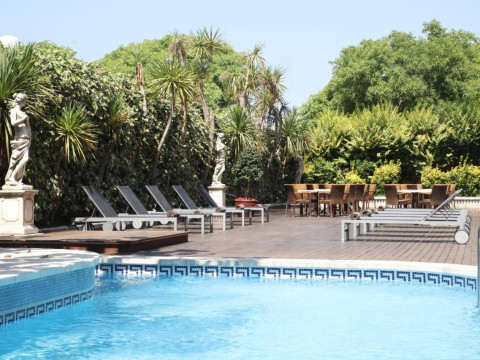 Augusta Club Hotel & Spa